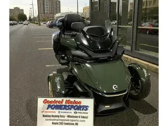 2023 can-am spyder rt sea-to-sky