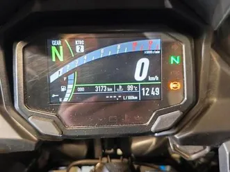 ② kawasaki versys 650
