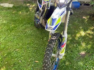 300 sherco
