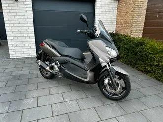 yamaha x-max 250 roller 2013 mit sportauspuff