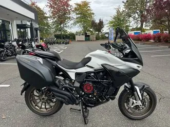 2021 mv agusta turismo veloce 800 rc - smart clutch system