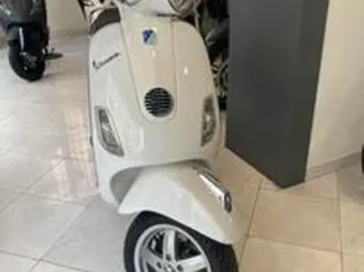 piaggio vespa 125 lx - 2009