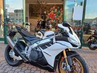 aprilia rsv4 factory