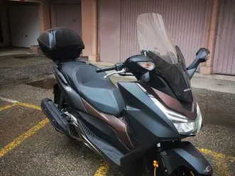 honda forza 125 cm3 exelent état