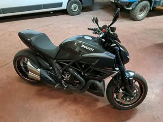 ducati diavel carbon