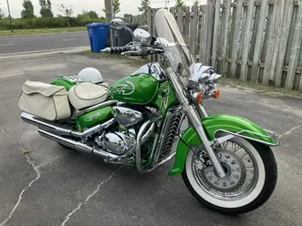 2003 suzuki vl 800,,,,,34368 klm magnifique moto,,,,unique