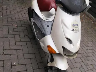 aprilia sr 50 zweitakter original zustand.