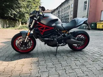ducati monster 821 mit remus auspuff, tüv 09/27