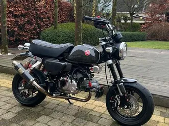 ② honda monkey 125. jb03. unieke carbon bodykit!!’