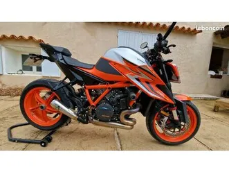 ktm 1290 super duke r