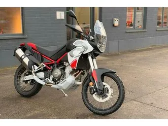② 2025 aprilia tuareg 660 e5+ directiemotor - 1000 km's