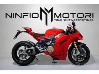 ducati panigale v4 s - 2025