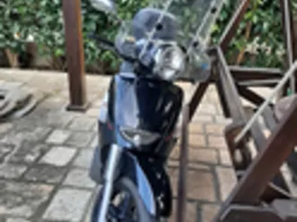 scooter aprilia scarabeo 300