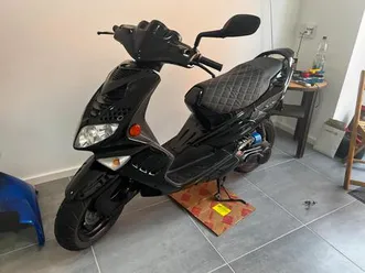 peugeot speedfight 2 schwarz bj 2003 mit sportauspuff