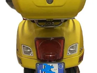 piaggio piaggio 1 vespa gts touring 300 special giallo