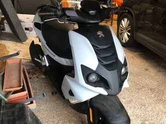 scooter-peugeot