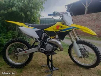 125 rm 2002