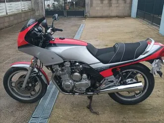 xj 750