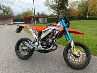 moto 50 cc hm vent dérapage am6