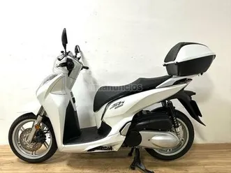 honda - scoopy sh300i