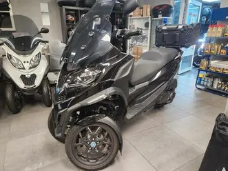 ② piaggio mp3 400 hpe rst april 2025 1800km