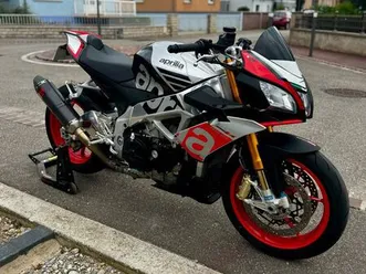 aprilia tuono v4 1100 modèle factory