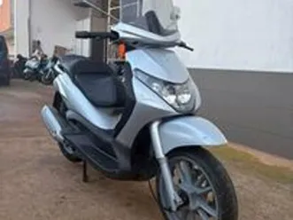piaggio beverly 125