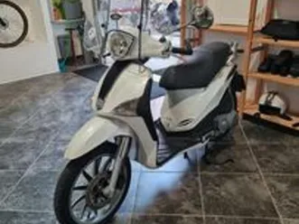 piaggio liberty 125 rst usato - 2010