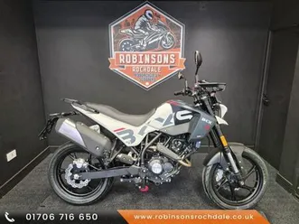 benelli bks 125s new adventure bike
