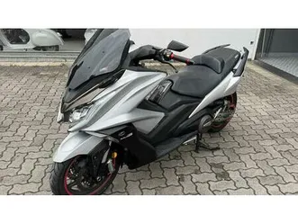 vendo kymco ak 550 (2017 - 19) usata a milano (codice 9904052) - moto.it