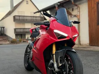 ducati panigale v4s - top zustand - viele umbauten - winterpreis