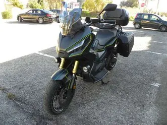 honda x-adv 750 travel nero