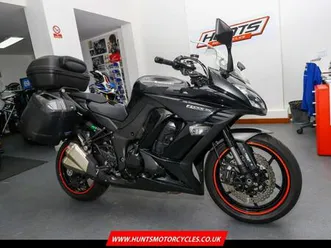 2016, '16 kawasaki z1000sx abs ktrc. 1 owner. top box. great value £6,495