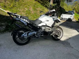 1200 gs