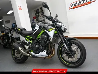 2021, '21 kawasaki z900. only 6,225 miles. radiator guard, tail tidy. £7,495