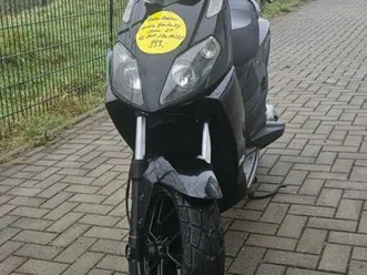 aprilia sportcity one 50 2t