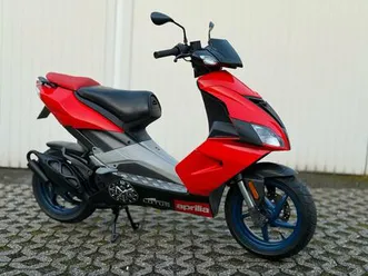 aprilia sr 50 r spain‘s no.1 25er mofa & 45 kmh papiere 2-takter