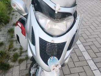 ich verkaufe ein kymco grand dirk s50