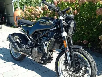 svartpilen 401 ktm honda suzuki najniższy przebieg brzeg