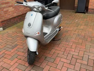 vespa roller 125 ccm neue batterie tüv neu