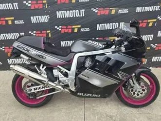 suzuki gsx r 1100 .