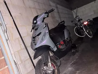 ② piaggio zip sp h2o