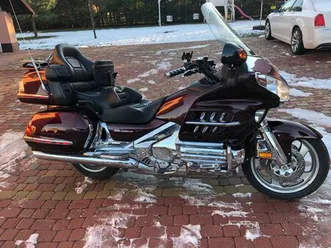 honda gl 1800 goldwing hucisko