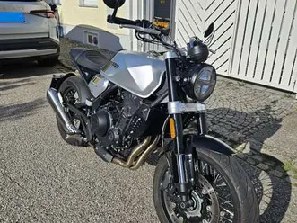 / 3000km / erstbesitz / top zustand