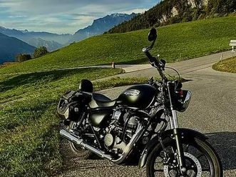 royal enfield 350 viel zubehör top gepflegt canton grisons -