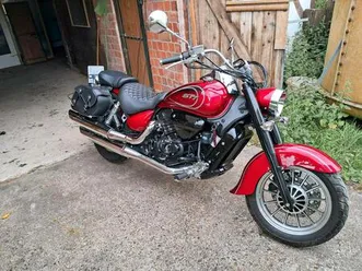 motorrad hyosung st 700