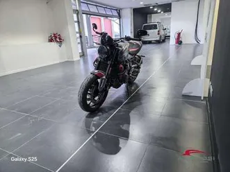 triumph trident 660 660 grigio