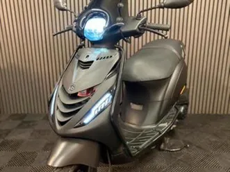 piaggio zip 4t 3v brom 2020 full option decemberdeal — scooters | piaggio — marktplaats