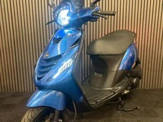 piaggio zip 4t 3v brom 2023 full option galaxy blue — scooters | piaggio — marktplaats