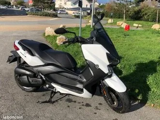 scooter yamaha 125 cm²